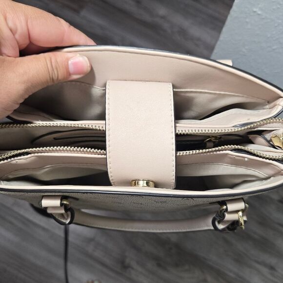 Nine West Casual Satchel Bag Like New Light Mauve And Cream Color - Picture 11 of 17